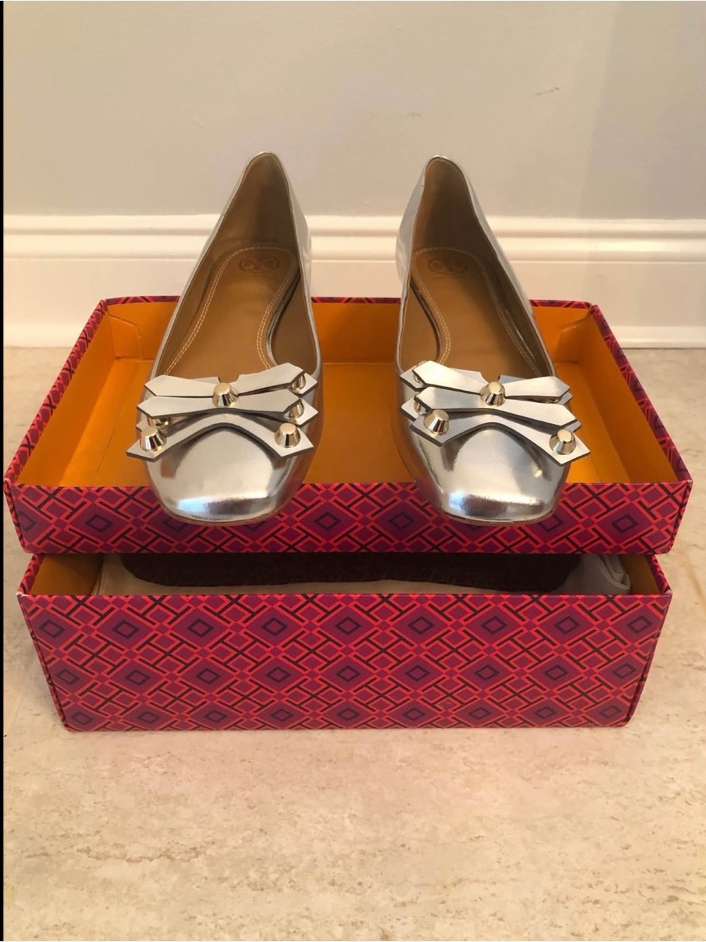 Tory Burch Metallic Silver Womens Ballet Flats